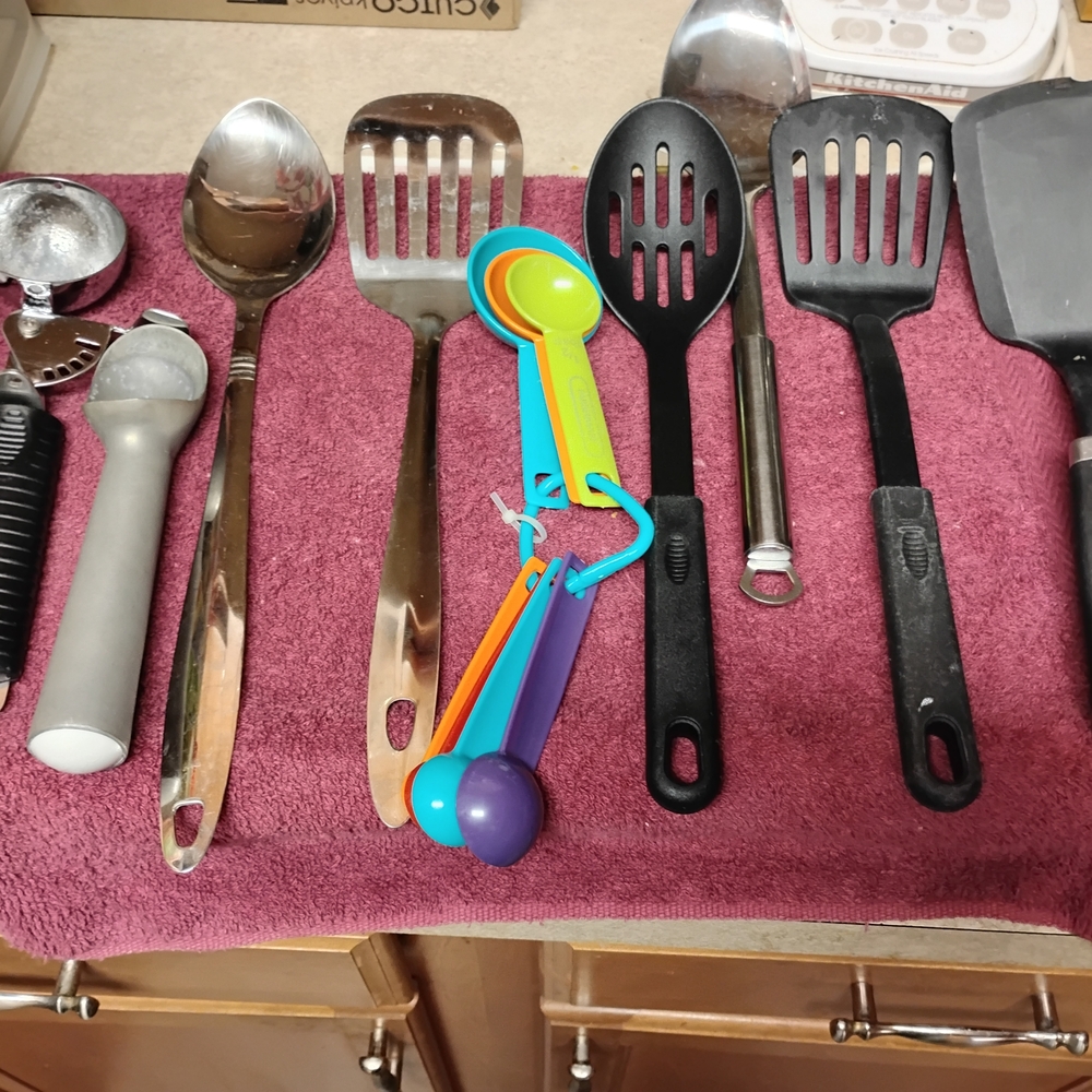Kitchen Utensil Bundle: 10 Items